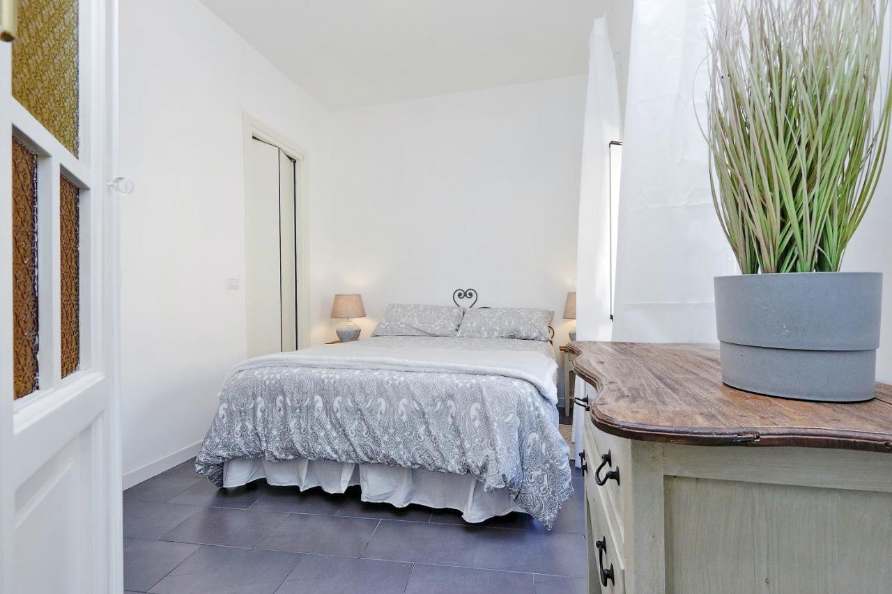 Monti Charming Apartment - Rome Short Let Service エクステリア 写真