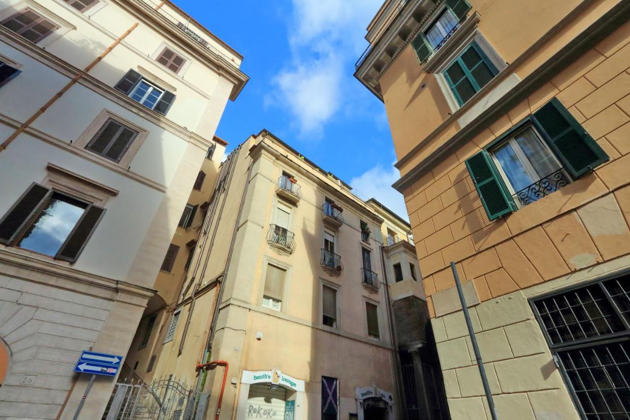 Monti Charming Apartment - Rome Short Let Service エクステリア 写真