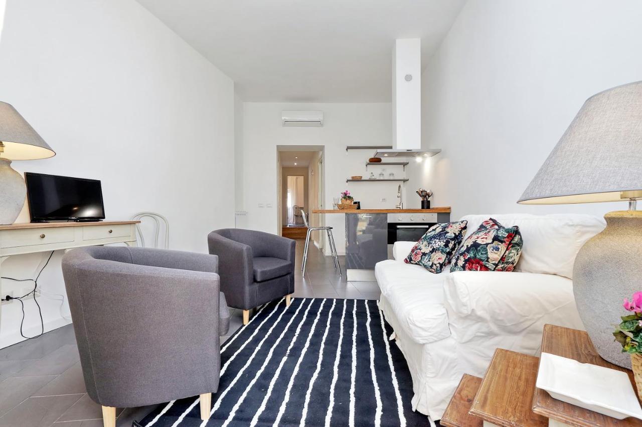 Monti Charming Apartment - Rome Short Let Service エクステリア 写真